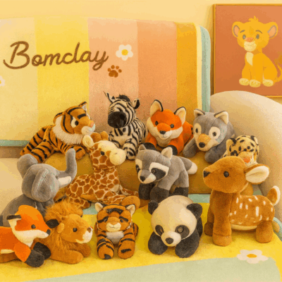 Collection safari douceur : des peluches réalistes d’animaux de la forêt : zèbre, girafe, léopard ou lion, etc